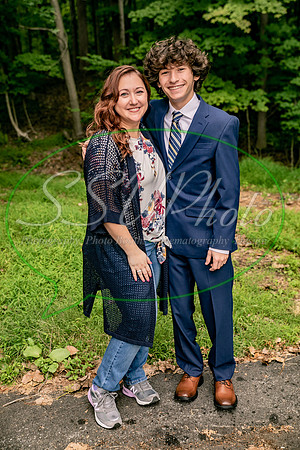 Curtis2022senior-14