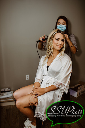 GettingReady-49
