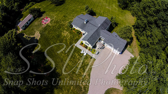 Grayhouse00011