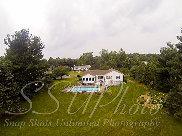 Louparentshouseaerial00063