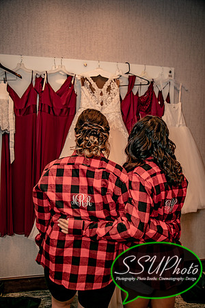 GettingReady-109