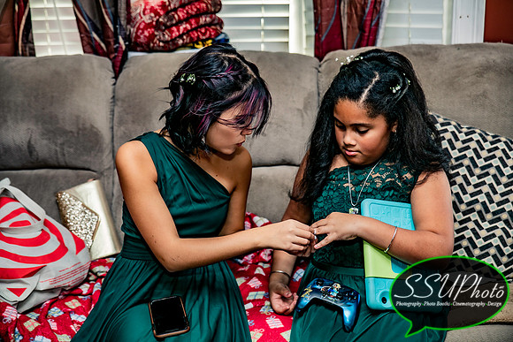 GettingReady-30