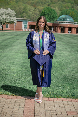 2025quinnipiacgrads-280