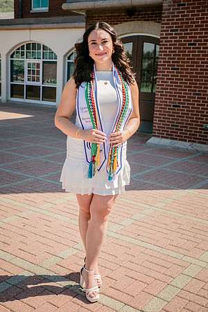 2025quinnipiacgrads-58