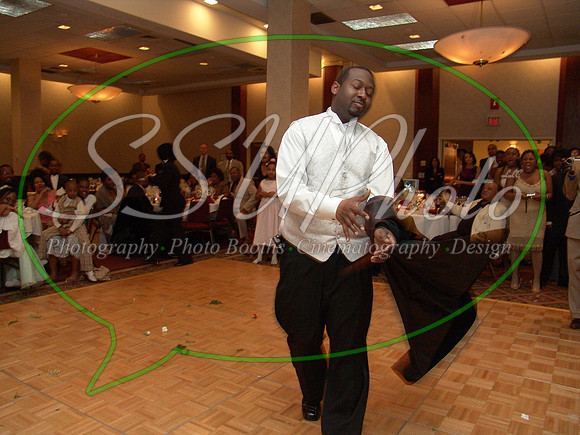 reception (440)