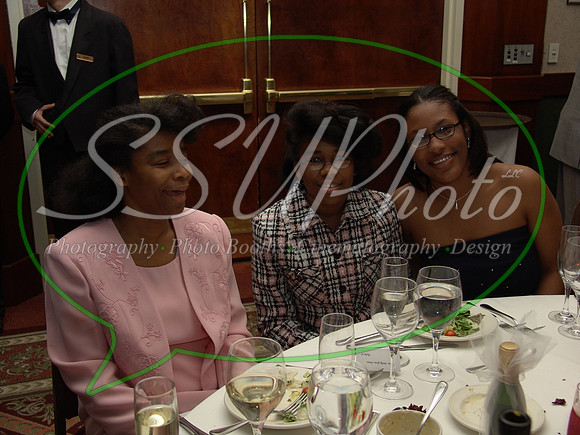 reception (200)
