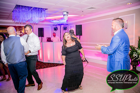 Reception-835