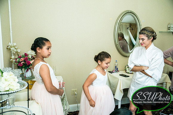 GettingReady72322-33