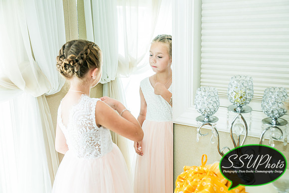 GettingReady72322-67
