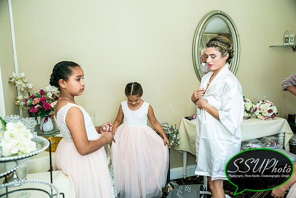 GettingReady72322-32