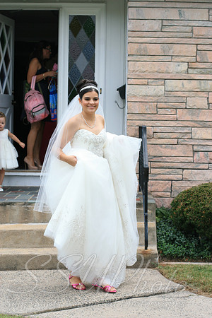 0254GettingReadyWedding