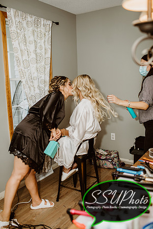 GettingReady-72