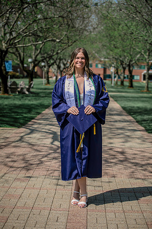 2025quinnipiacgrads-297