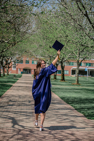 2025quinnipiacgrads-267