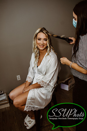 GettingReady-41