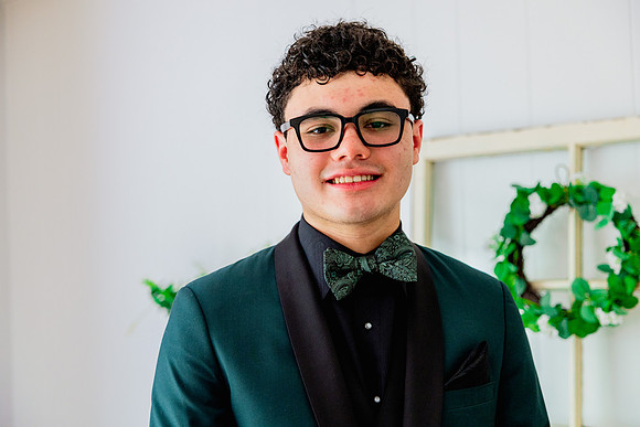 Maddoxsenior2026prom-127