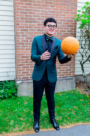 Maddoxsenior2026prom-228