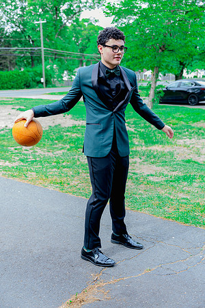 Maddoxsenior2026prom-238