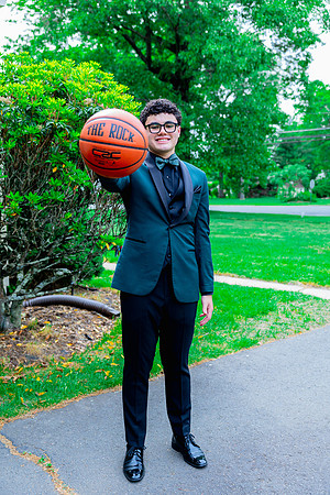 Maddoxsenior2026prom-240