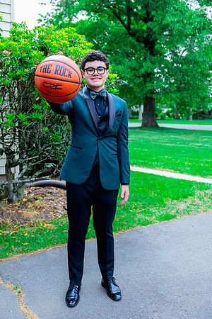 Maddoxsenior2026prom-241