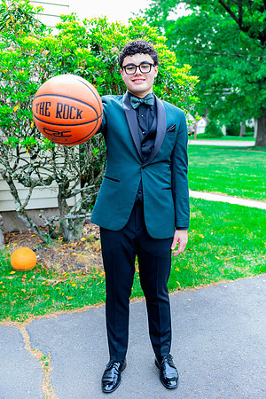 Maddoxsenior2026prom-244