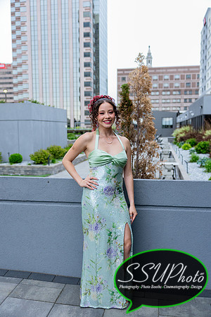 Amelyasenior2026prom-5