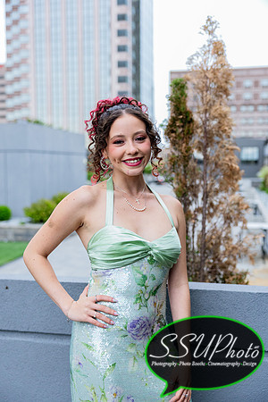 Amelyasenior2026prom-8