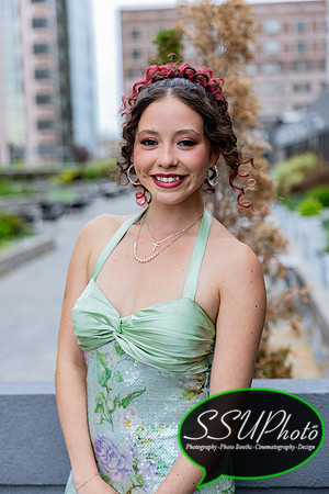 Amelyasenior2026prom-14