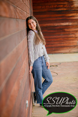senior23-162