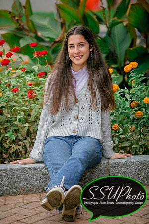 senior23-216