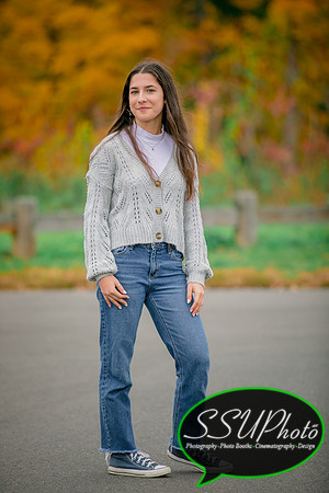 senior23-244