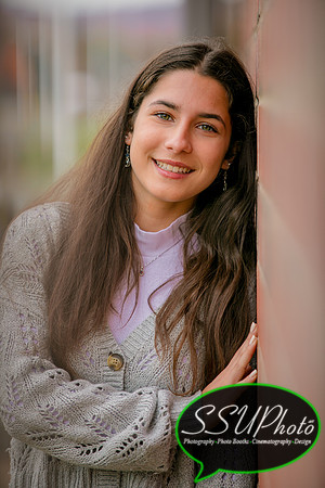 senior23-195