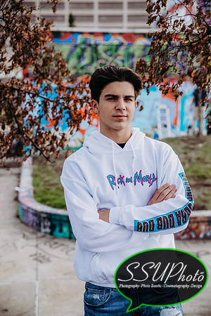 colinsenior21-299-299