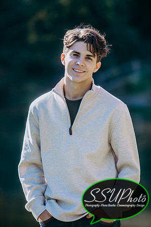 colinsenior21-215-215