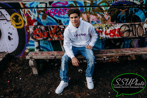colinsenior21-285-285