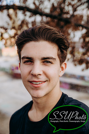 colinsenior21-317-317
