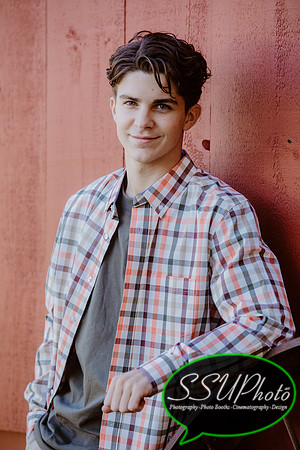colinsenior21-114-114