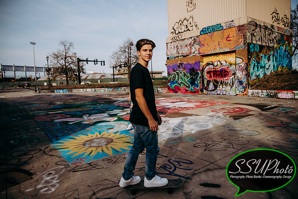 colinsenior21-434-434