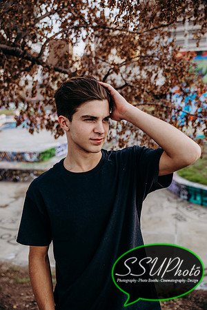 colinsenior21-307-307