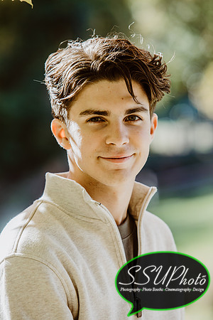 colinsenior21-196-196