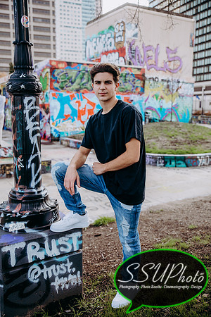 colinsenior21-321-321