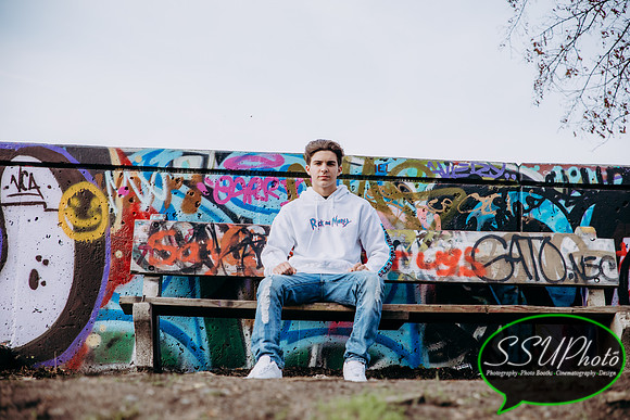 colinsenior21-280-280