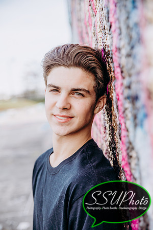 colinsenior21-368-368