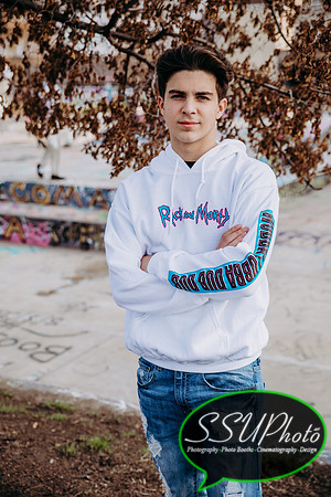 colinsenior21-296-296