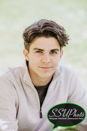 colinsenior21-235-235