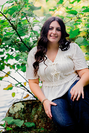Destini Senior Photos-376