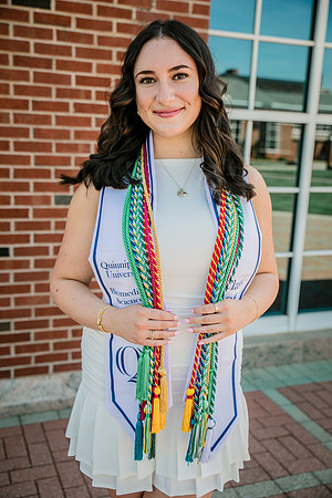 2025quinnipiacgrads-73