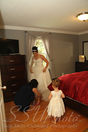 0246GettingReadyWedding