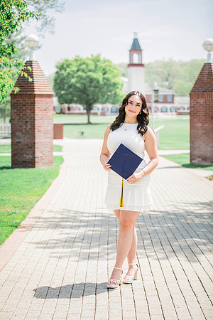 2025quinnipiacgrads-605