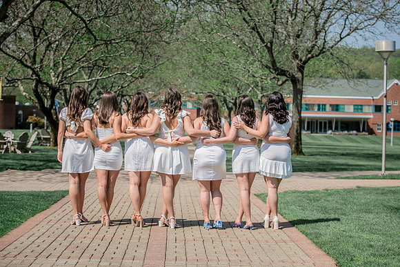 2025quinnipiacgrads-229